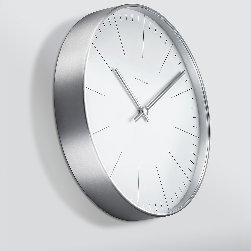 Junghans max bill Wanduhr mit Strich-Zifferblatt bei Juwelier bouz